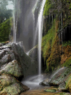 http://i68.photobucket.com/albums/i12/goldfishlp/cataratas.gif