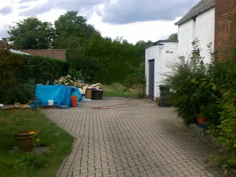 [img width=800 height=600]http://i68.photobucket.com/albums/i13/crisjecris/19082010007.jpg[/img]