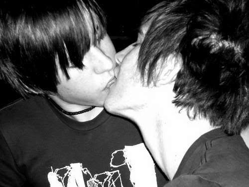 emo boys kissing pictures. emo boys 4