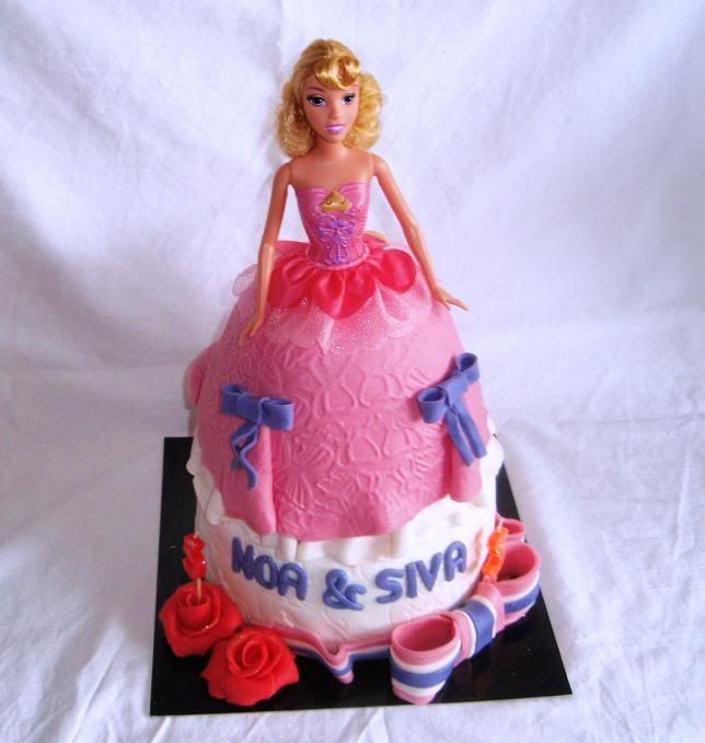 http://i68.photobucket.com/albums/i19/noompie007/P2271027.jpg