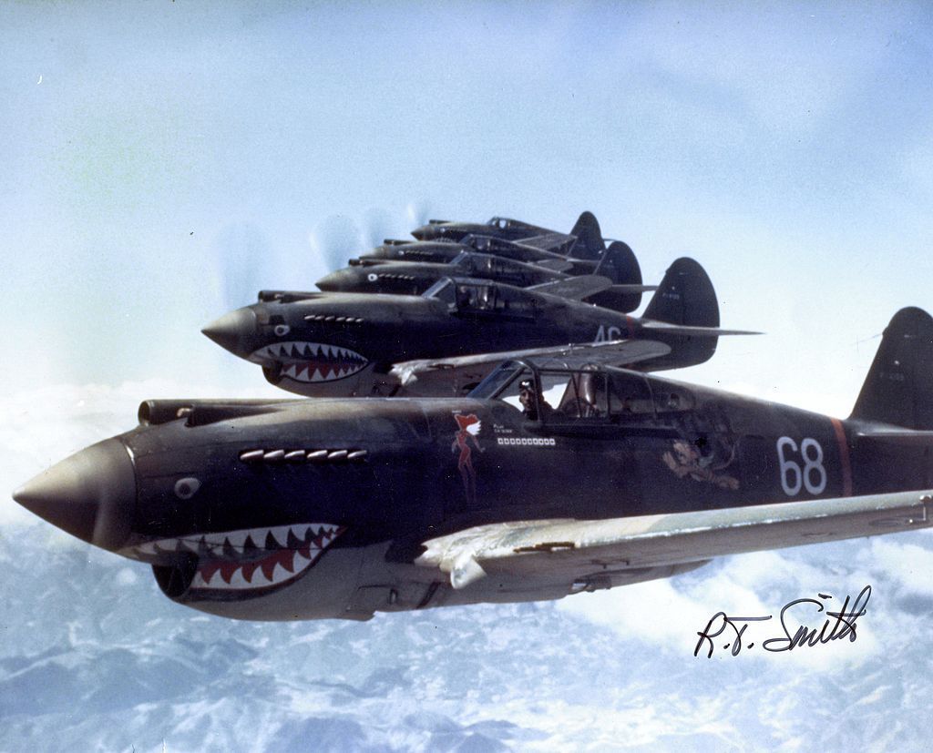 Hells_Angels_Flying_Tigers_1942.jpg