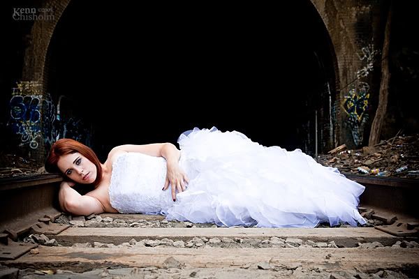 IMAGE: http://i68.photobucket.com/albums/i27/genericoffset/Kenn%20Chisholm%20Photography/lisatracks.jpg