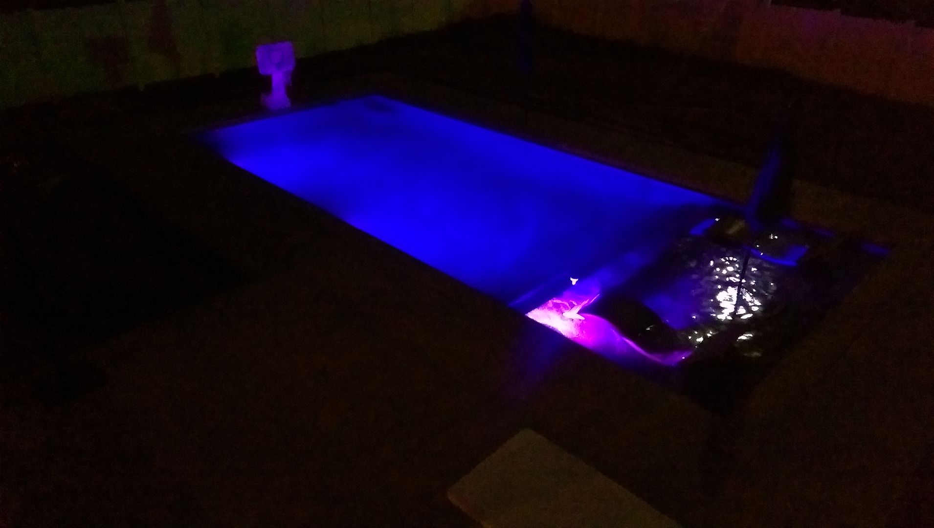Night%20pool%203_zps3w7oqixm.jpg