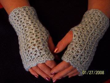 JR Crochet Designs: Elegant Wrist Warmers