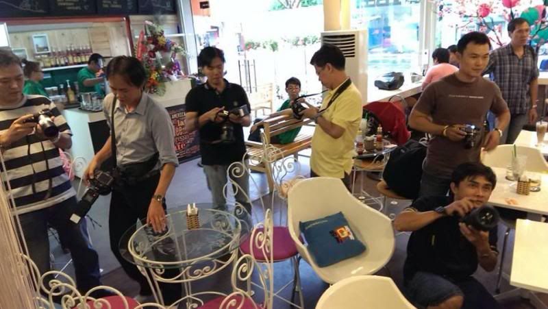  Au Bon Moment  Coffee Cake Shop - 4