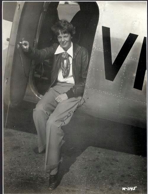 Amelia-Earhart-25.jpg