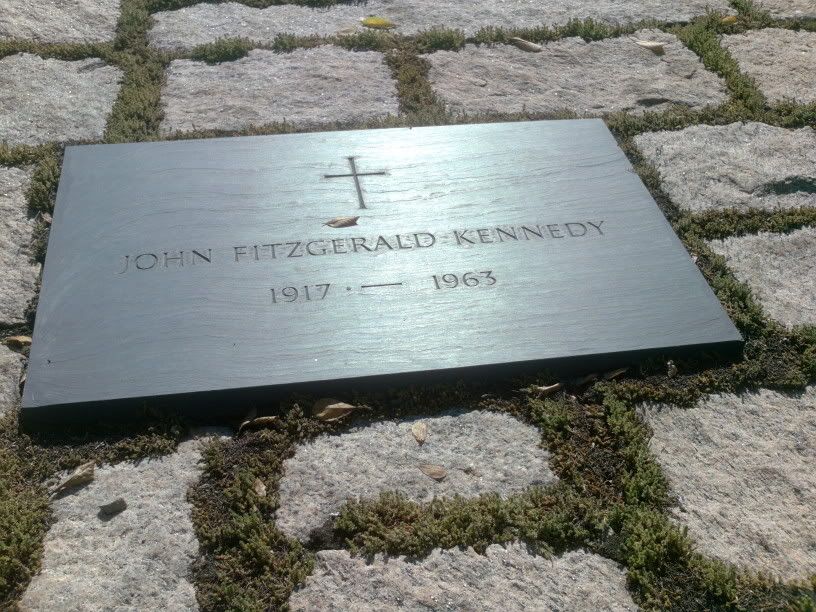 JFK grave