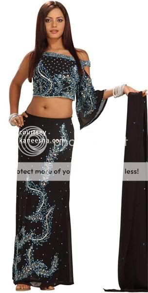 black_lehenga_cholikr.jpg