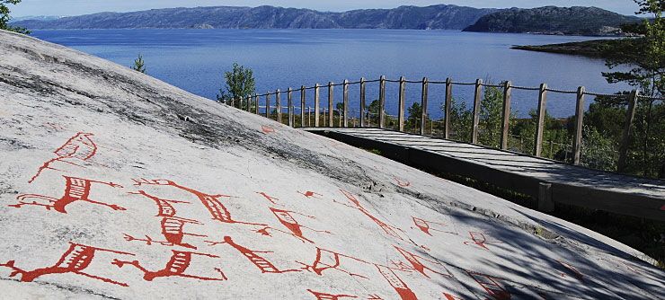 photo Rock-carvings-Alta-Norway-1-740_zps2c66a62d.jpg