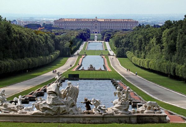 photo Reggia-di-Caserta_zps8c5bf3c9.jpg