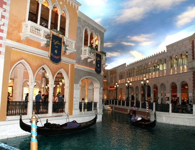photo zeffirino-canal-view_zpsaa7c7810.jpg